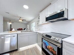 1942 NW 46th Ave in Ocala, FL - Building Photo - Building Photo