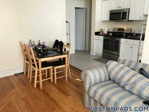 35 Brookline St, Unit 3 in Cambridge, MA - Building Photo - Building Photo