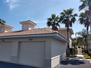 7202 L Pavia Blvd in Venice, FL - Building Photo - Building Photo