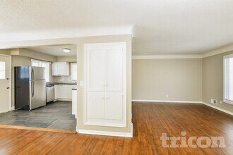 3284 71st St E in Inver Grove Heights, MN - Building Photo - Building Photo