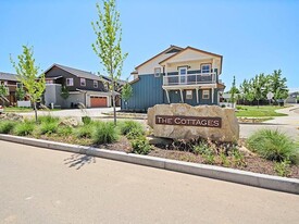 Cottages at Stonesthrow Apartments