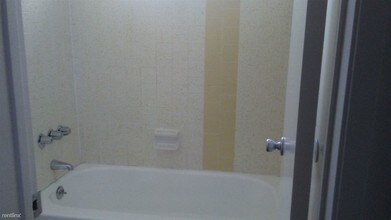 Nordhoff Apartments in North Hills, CA - Building Photo - Interior Photo