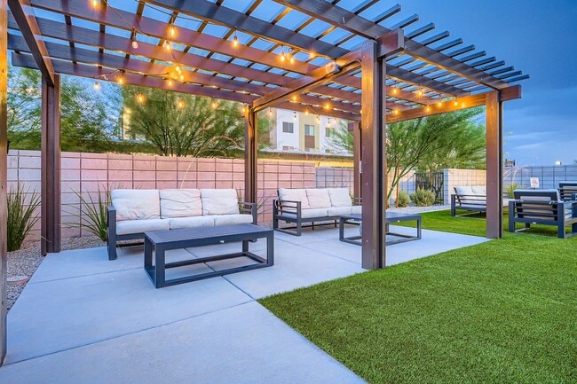 Brioso at the Bridges in Tucson, AZ - Building Photo - Building Photo