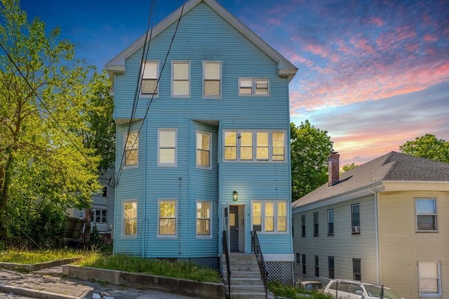 property at 8 Delaware St
