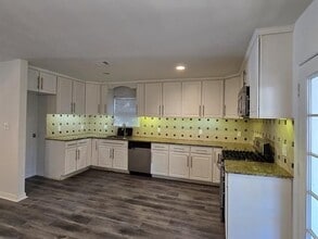 3817 Rainier St in Irving, TX - Building Photo - Building Photo