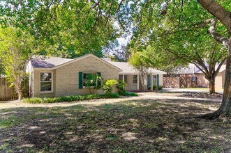 3727 W Biddison St in Fort Worth, TX - Building Photo - Building Photo