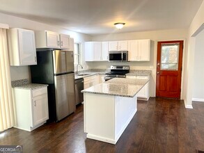 5435 Winstead Ct SW in College Park, GA - Building Photo - Building Photo