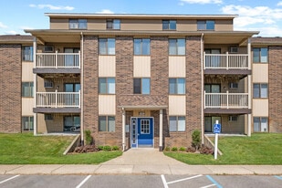 Wimbledon Apartments in Grandville, MI - Building Photo