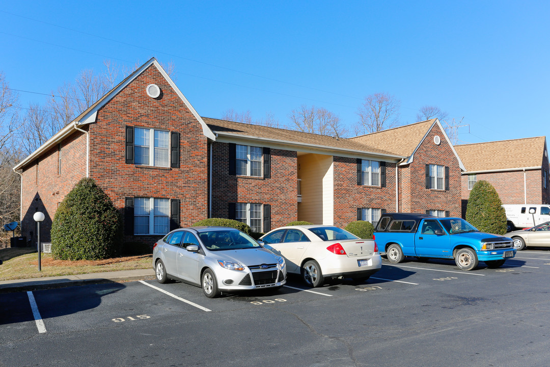 Buckingham Place in Concord, NC - Building Photo