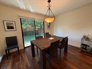 6484 Heather St in Yountville, CA - Building Photo - Building Photo