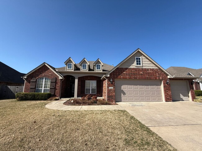 property at 4204 W Laredo St