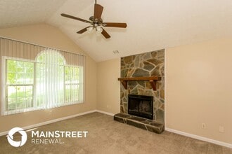 40 Richmond Pl in Newnan, GA - Foto de edificio - Building Photo