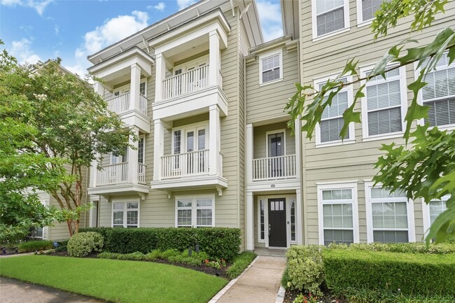 194 W Breezy Way in The Woodlands, TX - Building Photo - Building Photo