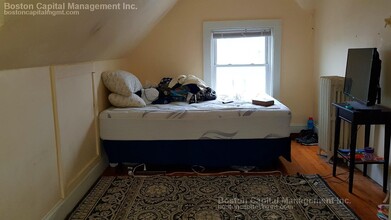 78 Linden St, Unit 3 in Boston, MA - Foto de edificio - Building Photo