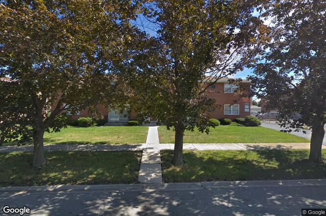 7933 S 82nd Ct in Justice, IL - Building Photo