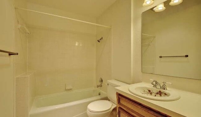 property at 400 Greenwood Dr