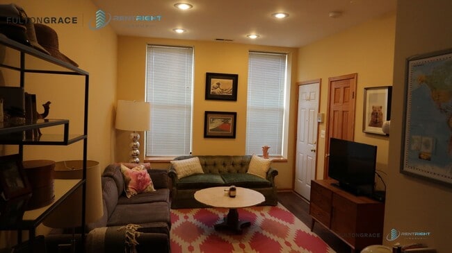 1443 N Bosworth Ave in Chicago, IL - Building Photo - Building Photo