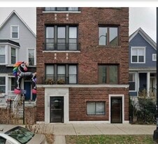 1639 W Foster Ave, Unit 2 in Chicago, IL - Building Photo