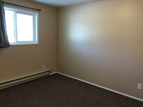 3852 Hawthorne Rd in Pocatello, ID - Foto de edificio - Building Photo