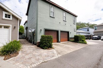 7429 SW 66th Ln in Gainesville, FL - Building Photo - Building Photo