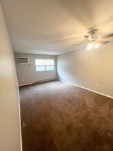 16 S 10th St-Unit -36 in Emmaus, PA - Building Photo - Building Photo