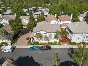 5884 Cedarwood Cmn in Livermore, CA - Building Photo - Building Photo