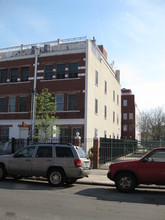 117 Sullivan St in Brooklyn, NY - Building Photo - Building Photo