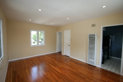 161 S Madison Ave in Pasadena, CA - Foto de edificio - Building Photo