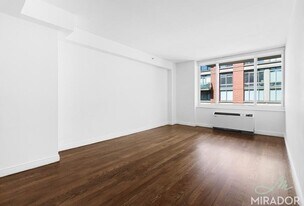 60 W 23 St in New York, NY - Building Photo