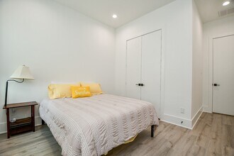 7603 Jacquelyn Gdns Ln in Houston, TX - Building Photo - Building Photo