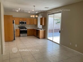 10058 Floragold Ct in Las Vegas, NV - Building Photo - Building Photo