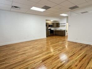 1401 N Karlov Ave in Chicago, IL - Building Photo - Building Photo