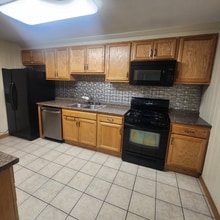 2285 Hixton Rd in Duncansville, PA - Foto de edificio - Building Photo