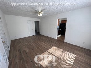 1016 16th Ave in Longview, WA - Building Photo - Building Photo