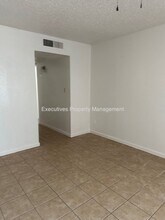 1200 Kings Ave in Chowchilla, CA - Building Photo - Building Photo