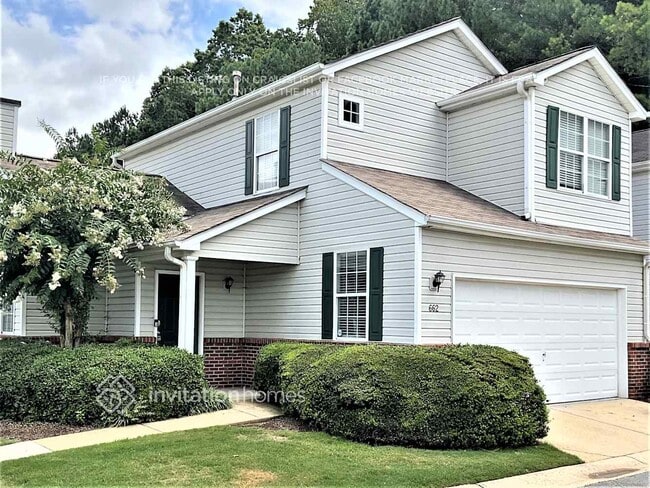 property at 662 Bedford Ct
