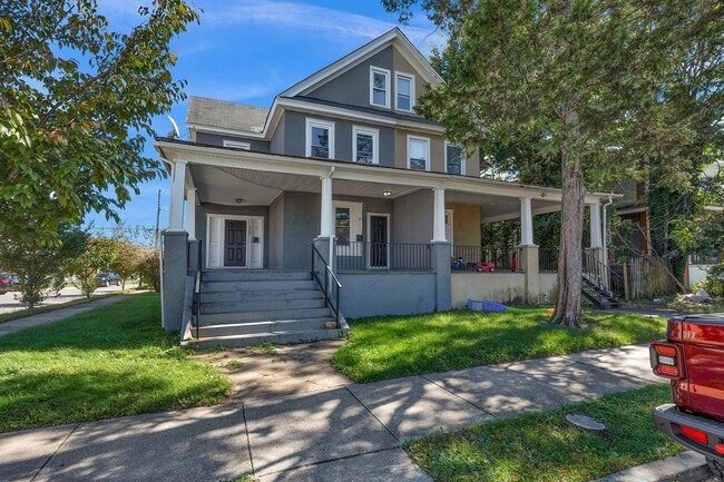 3501 Oakmont Ave in Baltimore, MD - Building Photo - Building Photo