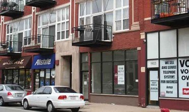 1905-1913 N Milwaukee Ave in Chicago, IL - Foto de edificio - Building Photo