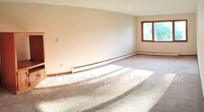 218 Morrison St in West Fargo, ND - Building Photo - Building Photo