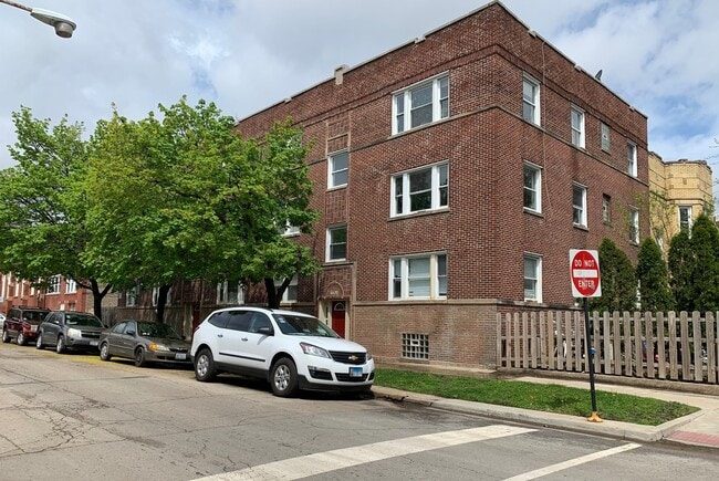 4402 W Belden Ave, Unit 2