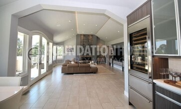 20 Marin Bay Park Ct in San Rafael, CA - Building Photo - Building Photo