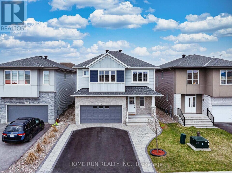 128 Groningen St in Ottawa, ON - Building Photo