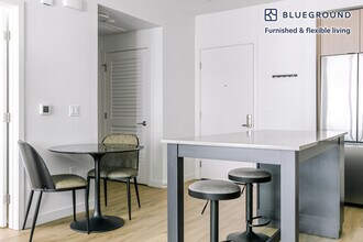 350 Chastain Pl, Unit FL4-ID2057 in Santa Clara, CA - Building Photo - Building Photo