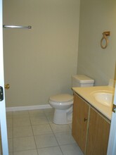 116 Creekside Drive apt. D, Unit A in Franklin, KY - Building Photo - Building Photo
