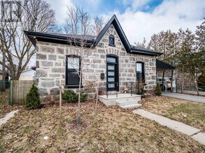 12 York Pl in Cambridge, ON - Building Photo - Building Photo