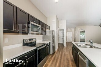 133 NE 9th Ct in Cape Coral, FL - Building Photo - Building Photo