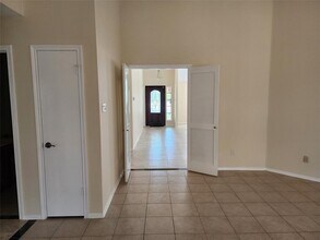 4823 Northfork Dr in Pearland, TX - Building Photo - Building Photo