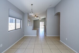 6807 W Quailwood Way in Tucson, AZ - Building Photo - Building Photo