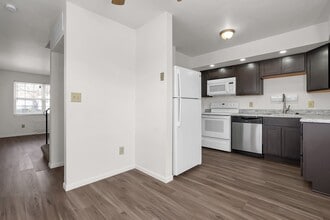 Hamilton Arms Apartments in Columbus, OH - Building Photo - Building Photo