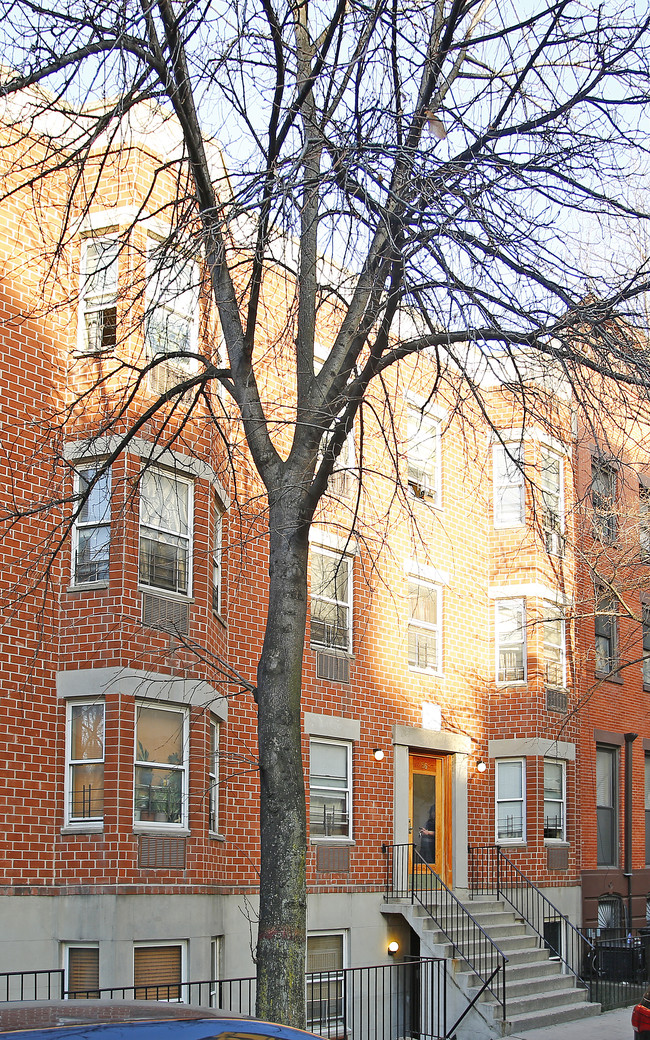 Tri-Block Apartments